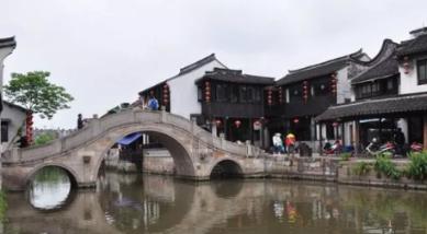 为什么冬天，越靠内陆大风天气天数越多？